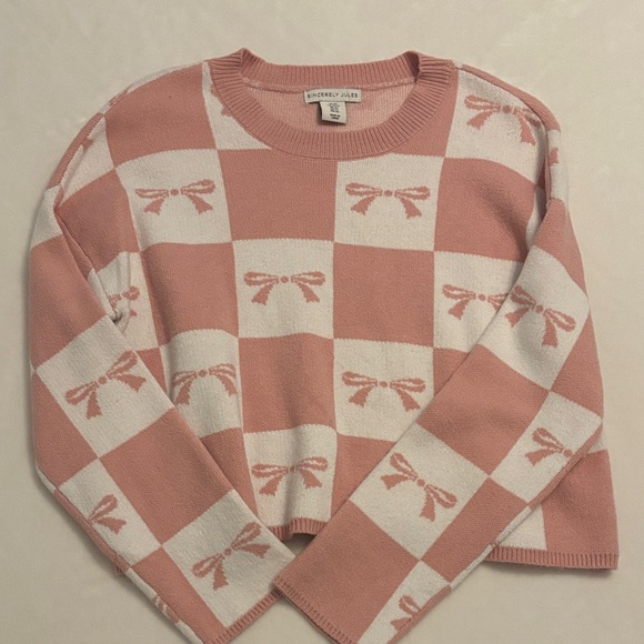 Sweaters - Pink and White Checkered Sweater